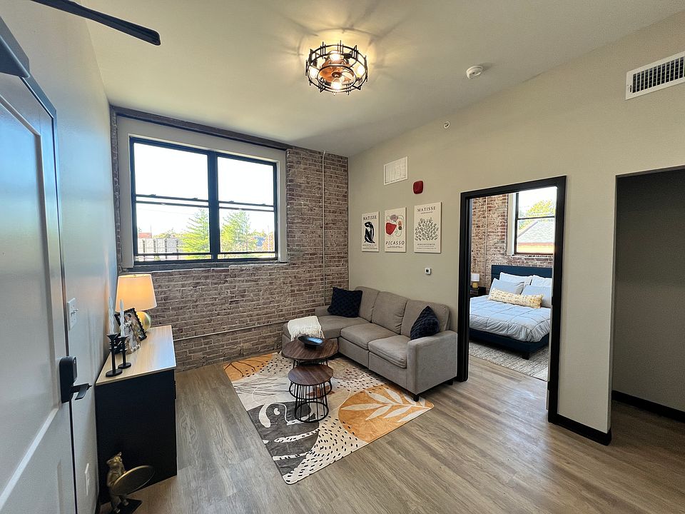 Staged unit with an identical floorplan.
