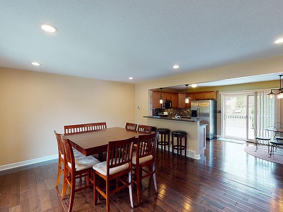 2nd image of 13652 W Cedarbend Dr