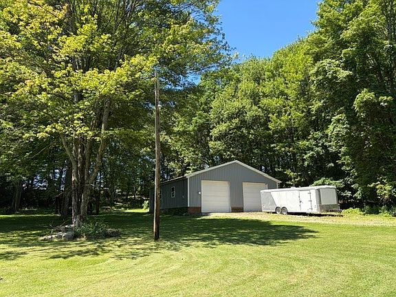 3rd image of 250 Fredericks Rd
