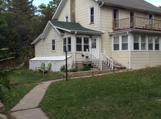 636 George St, Oconomowoc, WI 53066