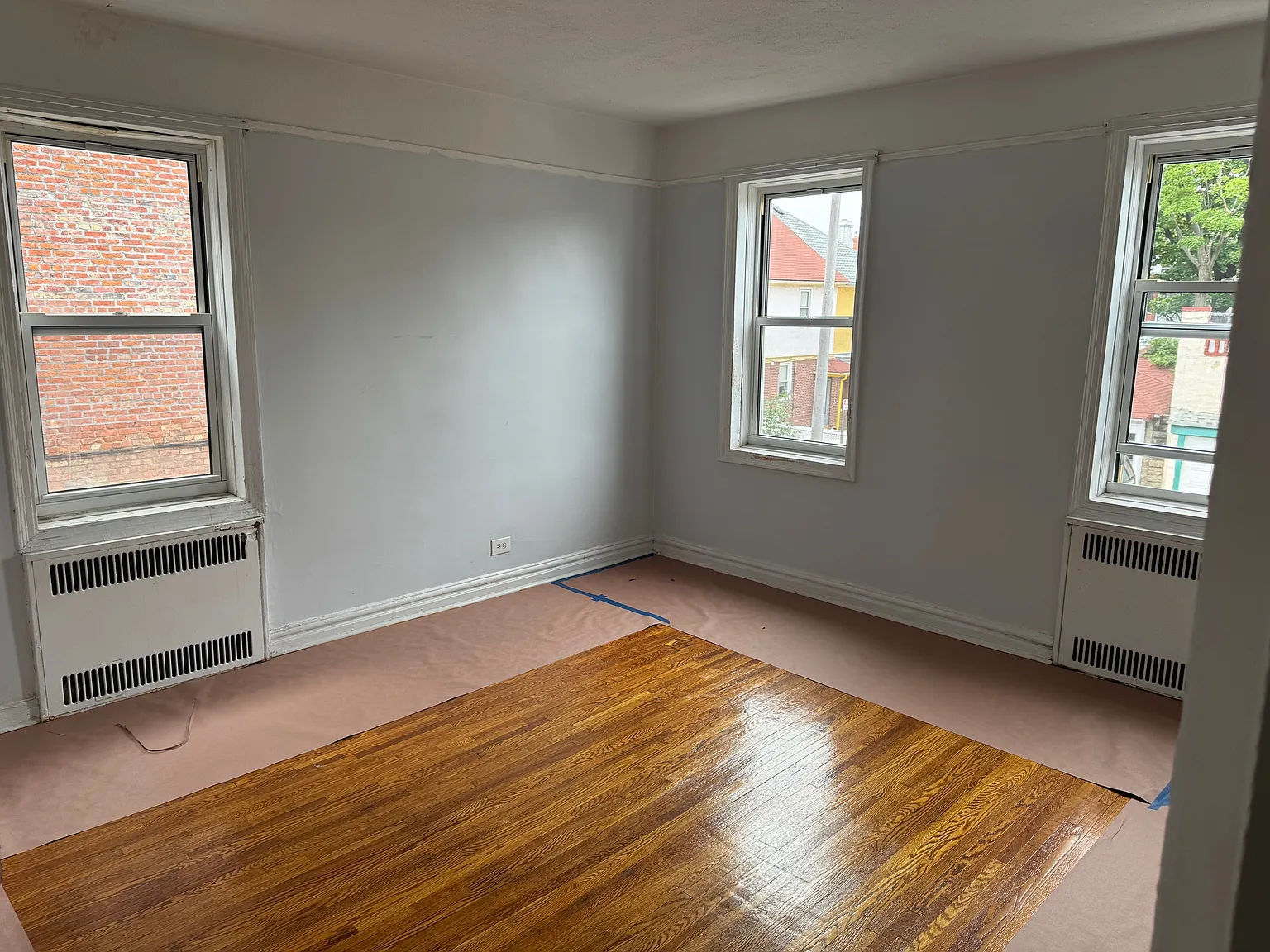 4011 Kings Highway — Photo 4