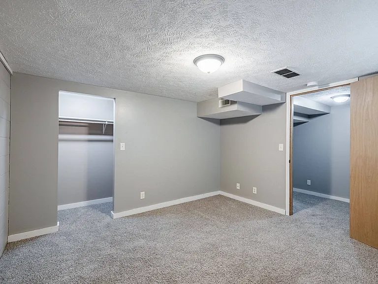 2991 Holdrege St — Photo 39
