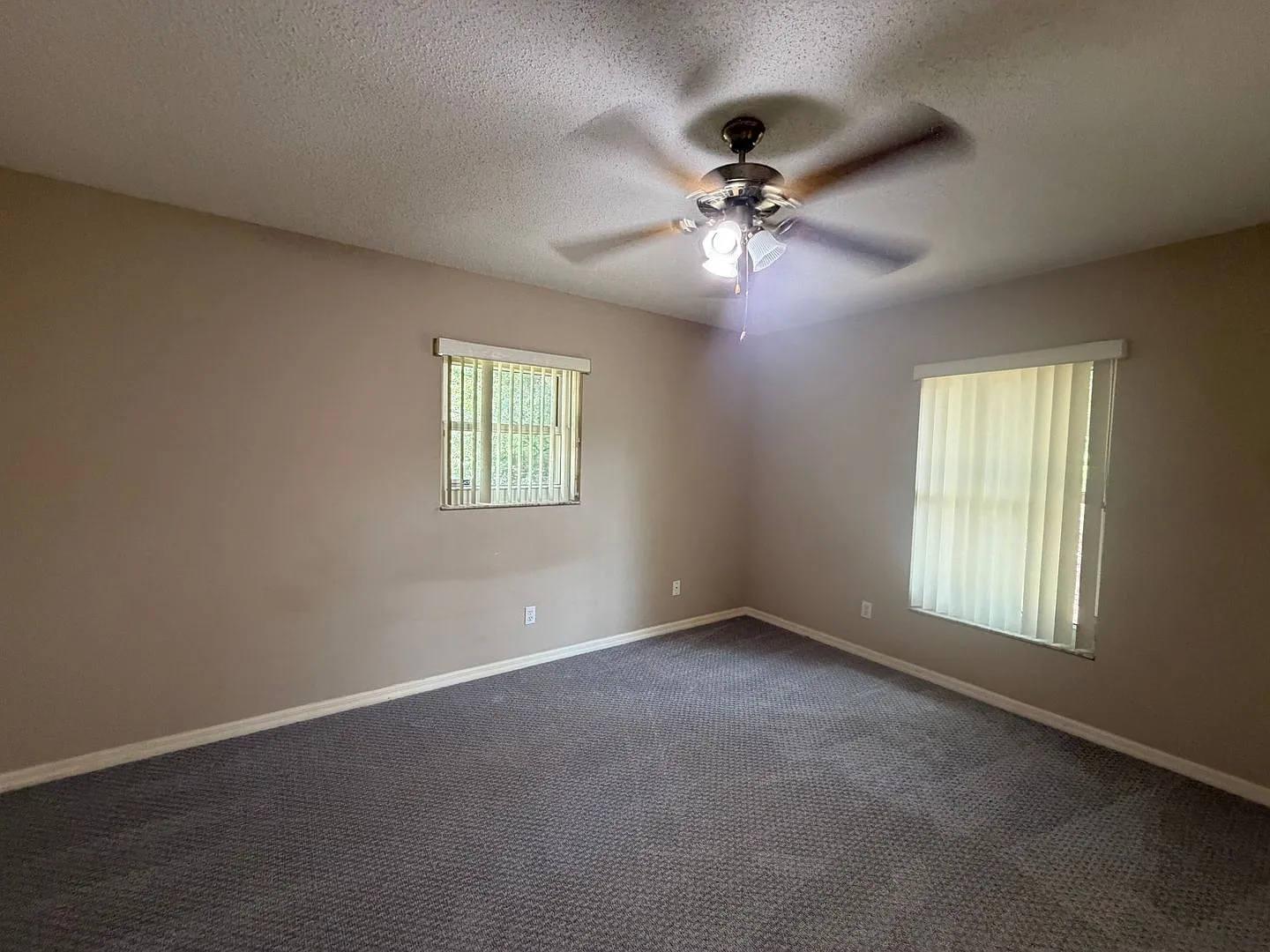Three Bedroom Two Bathroom Inverness Highlands Rental — Photo 3