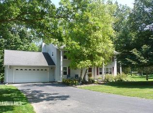 623 N Ctr, Lena, IL 61048