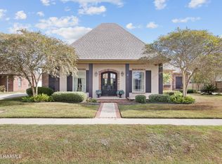 107 Santa Cruz Dr, Lafayette, LA 70503