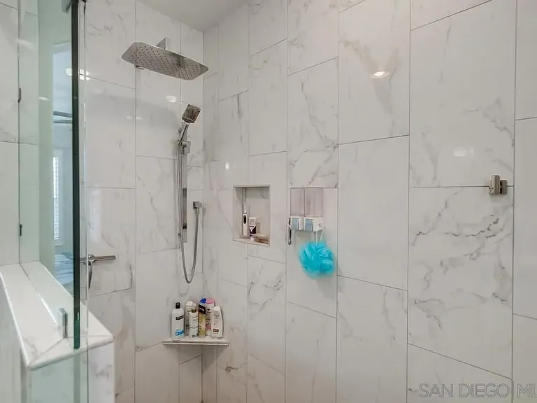 9240 Piantino Way — Photo 21
