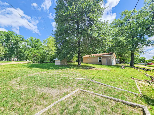 000 Little Loop, Hermitage, MO 65668