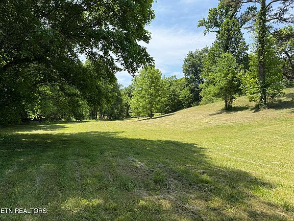 4th image of Richland Rd
