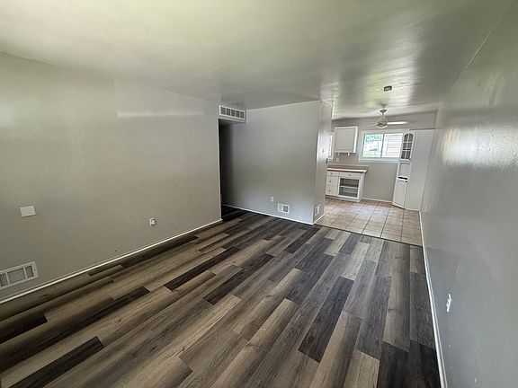 5th image of 21325 Marie Ave