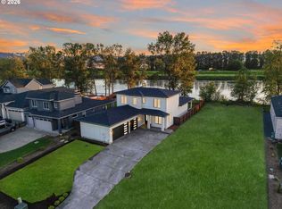2040 S River Rd, Kelso, WA 98626