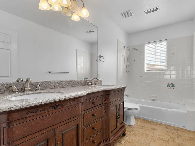 840 S East Mountain Cir — Photo 22