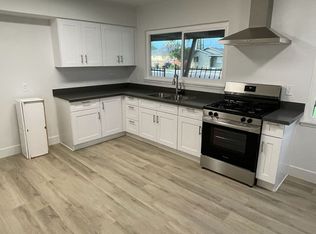 28 E Strother Ave, Fresno, CA