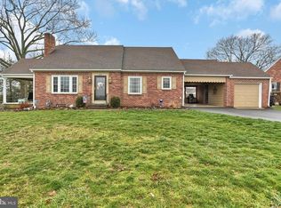 219 Hillside Ter, York, PA 17408