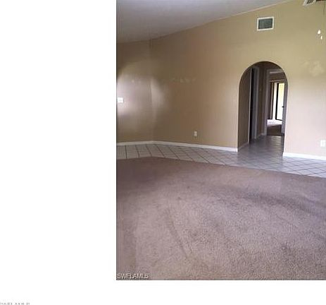 5th image of 127 SW 35th Ter
