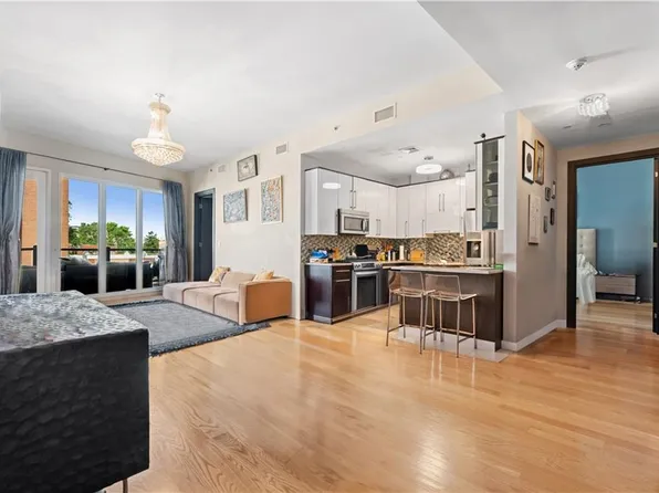 37 West End Avenue #3D, Brooklyn, NY 11235