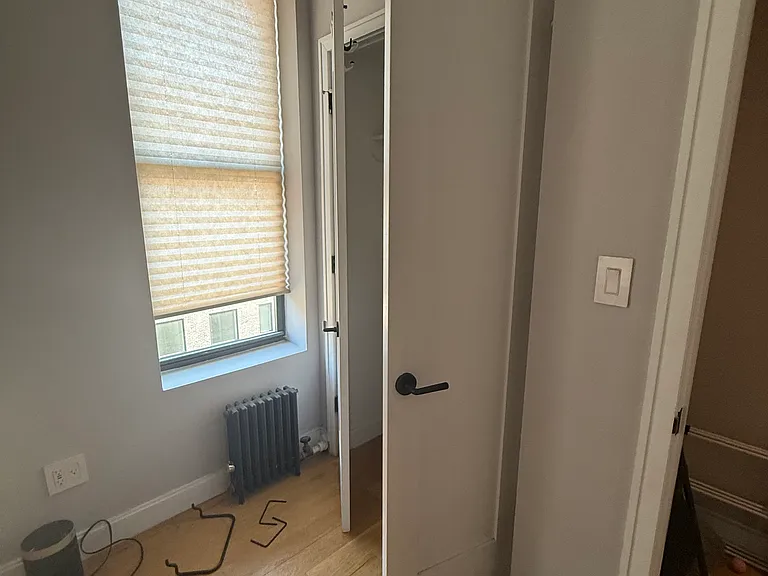 23 Catherine St #4A — Photo 5