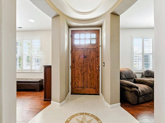 3rd image of 7545 Pinehurst Pl