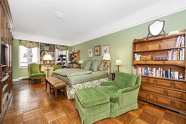 Sold by Societe Real Estate