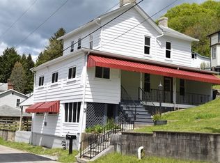 306 N 4th St, West Newton, PA 15089