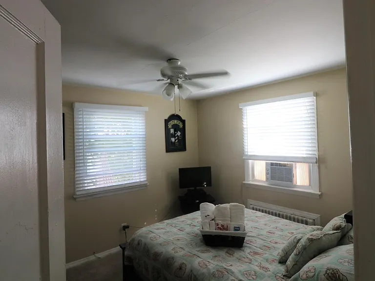 309 N Harding Ave — Photo 6