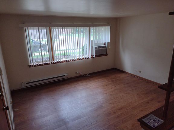 5th image of 3323 Wisconsin Ave #1