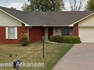 1819 Dick Smith St, Springdale, AR 72764