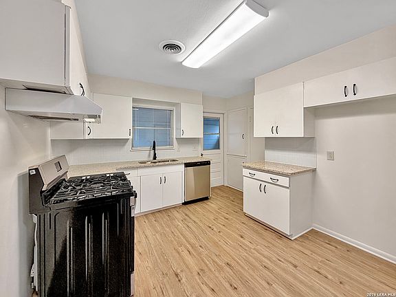 5th image of 1127 Olney