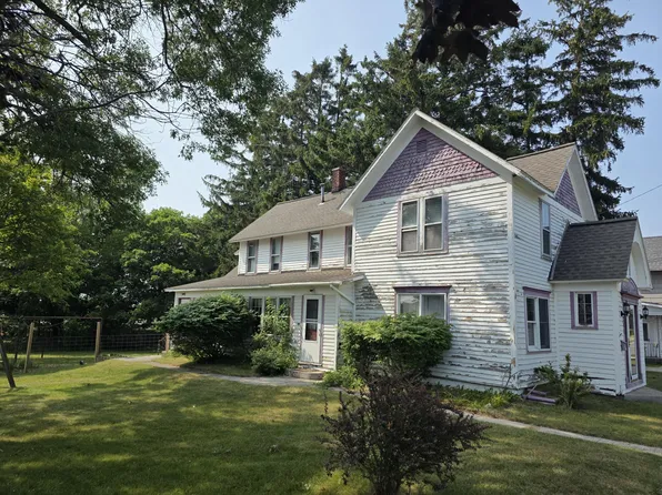 244 Washington St, Manistee, MI 49660