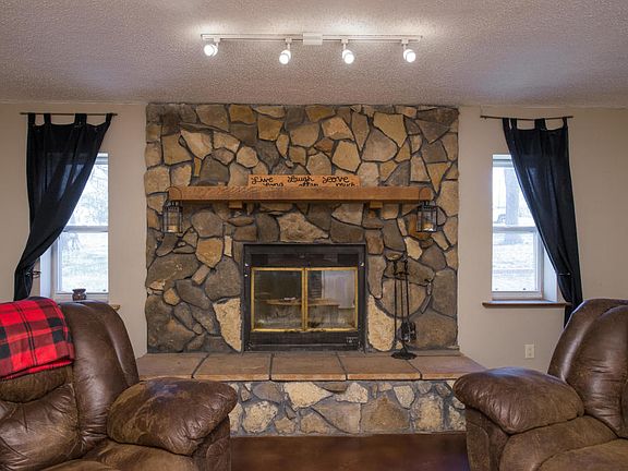 5th image of 1210 Peggy Ln