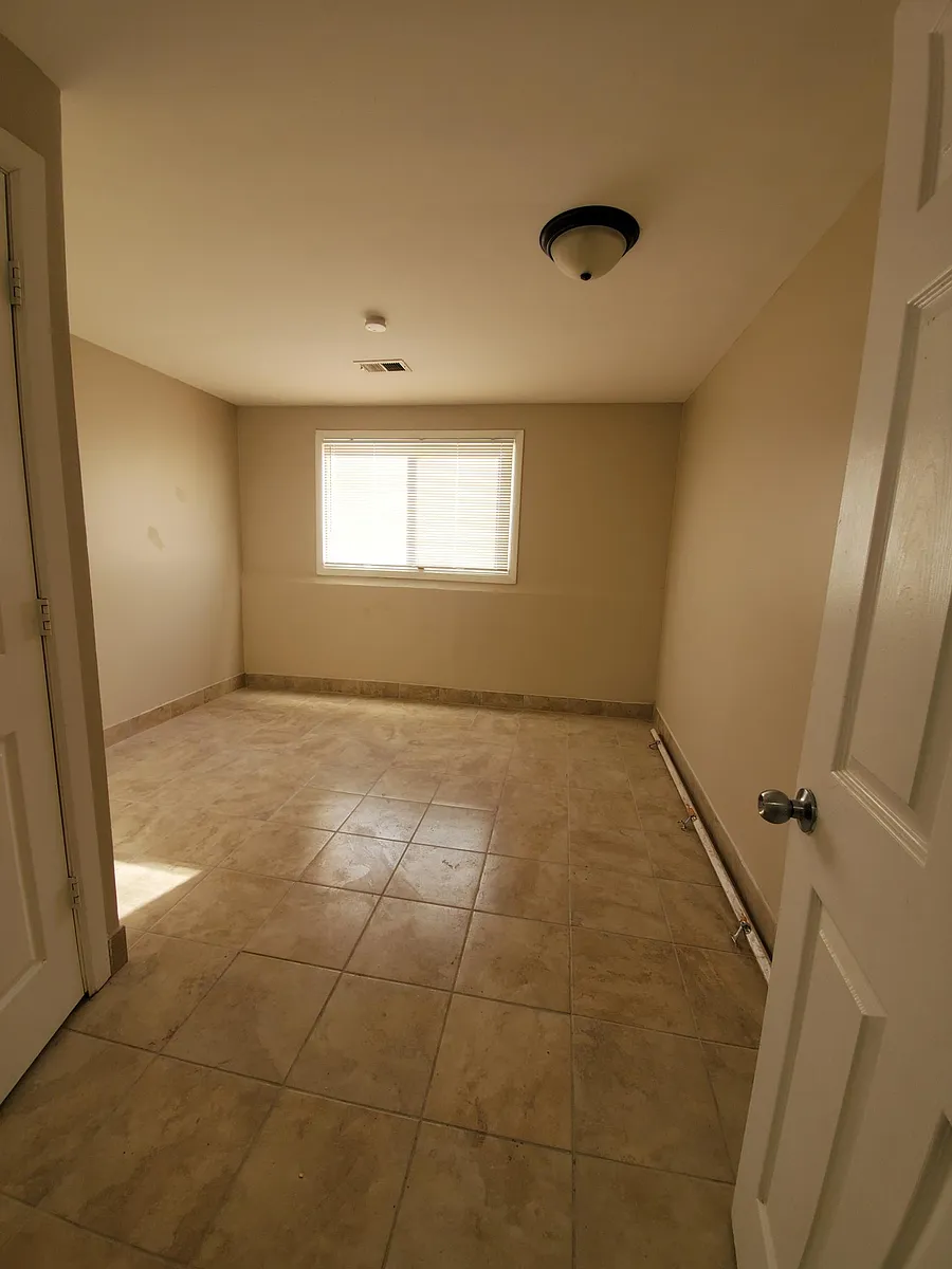 Building Photo - 6512 Fireside Dr