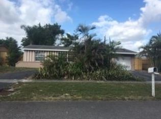 1355 Meadowbrook Dr, West Palm Beach, FL 33417