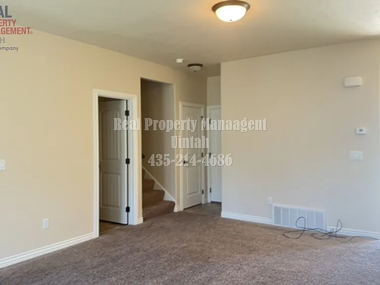 428 E Gray Fox Ln — Photo 6
