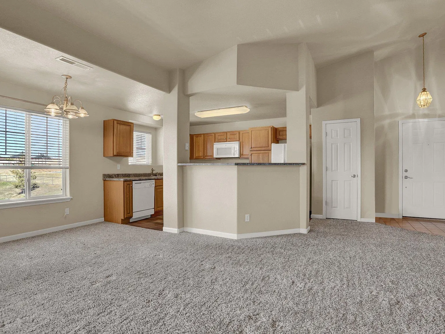 7005 Prairie Finch Hts — Photo 2