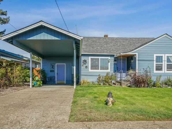 970 SE Ash St, Dallas, OR 97338