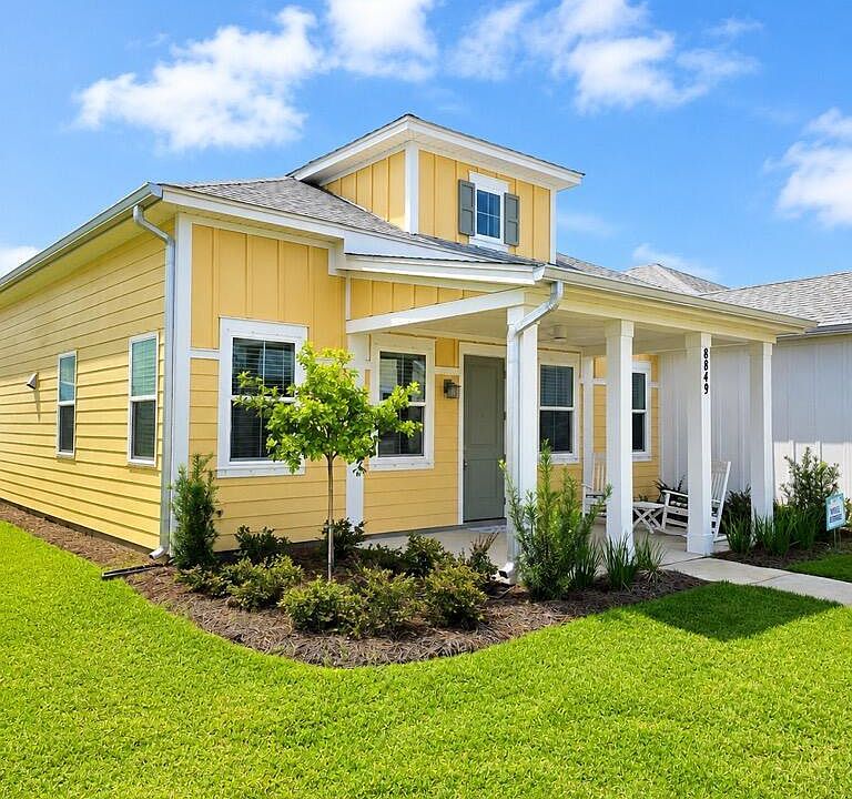 1st image of 8849 Macadamia Ln