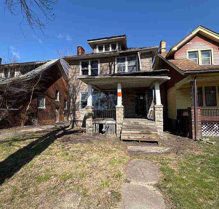 4312 Larchmont