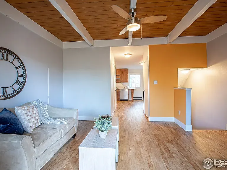1704 Springmeadows Ct #B — Photo 12
