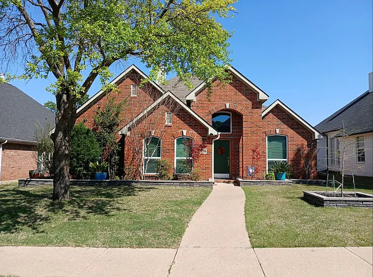 4 bed, $4,499 — Photo 2