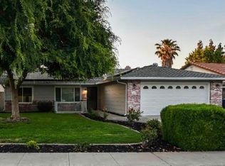 1413 Ridgecrest Dr, Manteca, CA 95336