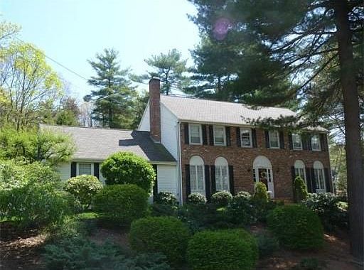 3rd image of 45 Blueberry Ln