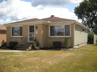 66 Lucy Ln, Cheektowaga, NY