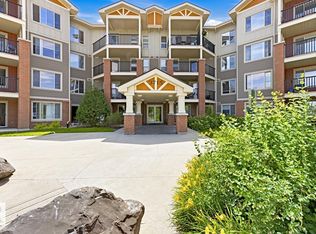 3715 Whitelaw Ln NW #202, Edmonton, AB T6W2C3