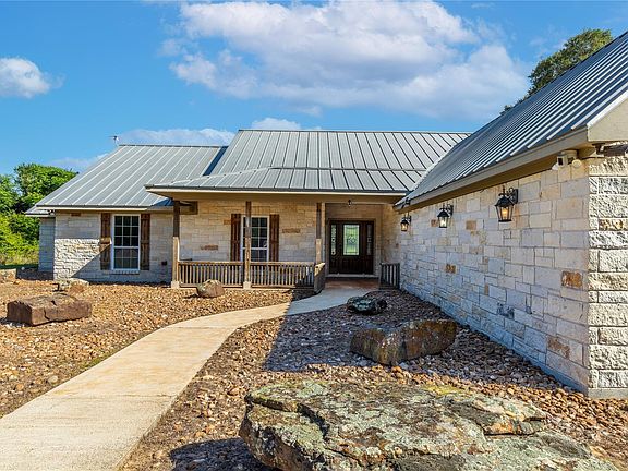 3rd image of 1081 Yaupon Creek Estates Dr