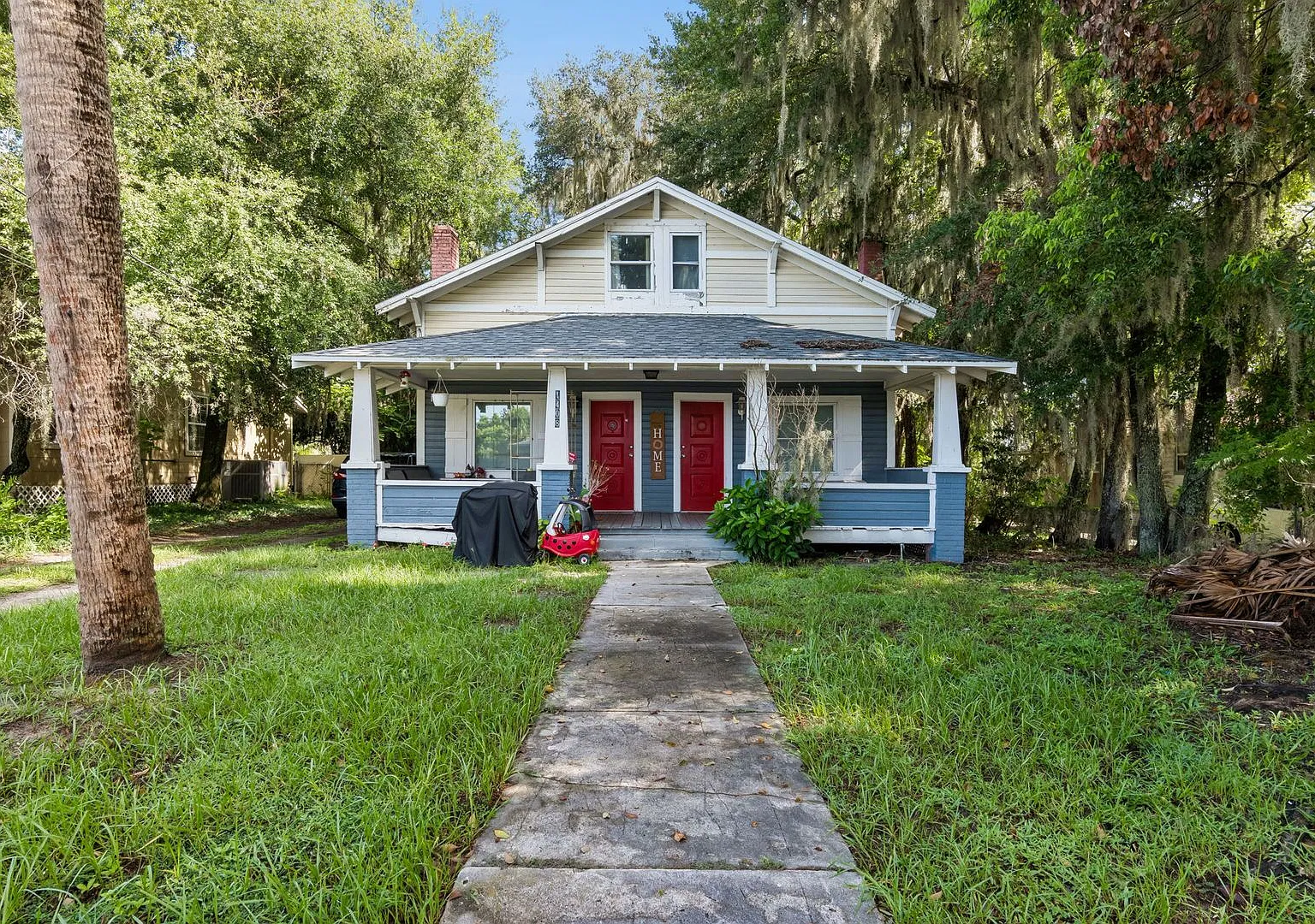 Welcome to this fully renovated private High St studio apartment in Leesburg Fl. — Photo 1