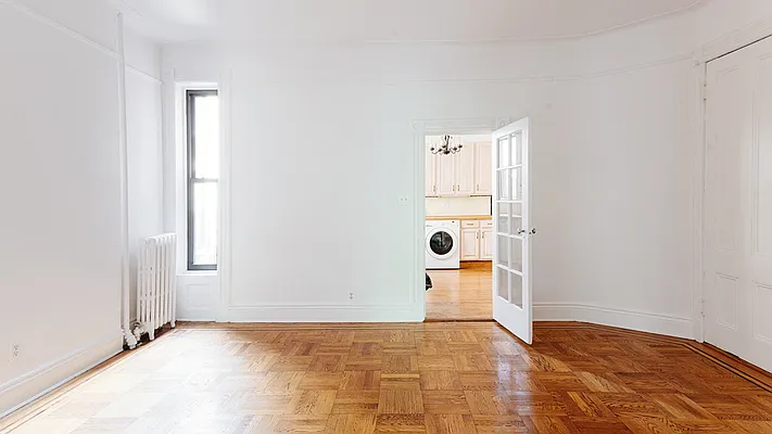 Rented by Nooklyn NYC LLC | media 22