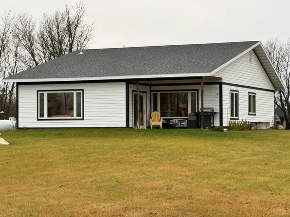 22100 Leonard Rd, Clearbrook, MN 56634