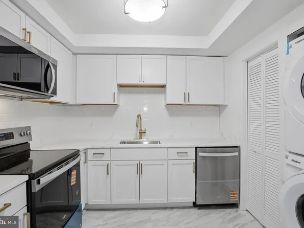 10028 Stedwick Rd APT 102, Montgomery Village, MD 20886