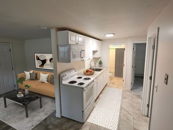 9 Emerald Dr APT 2