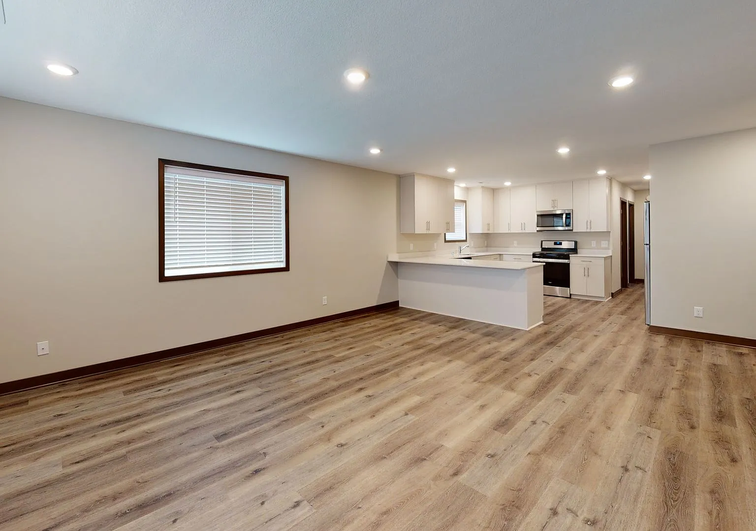 868 18th Ave SE Duplex — Photo 3