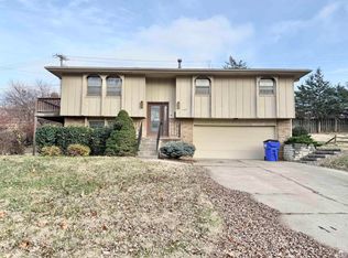 1109 W Spruce St, Junction City, KS 66441